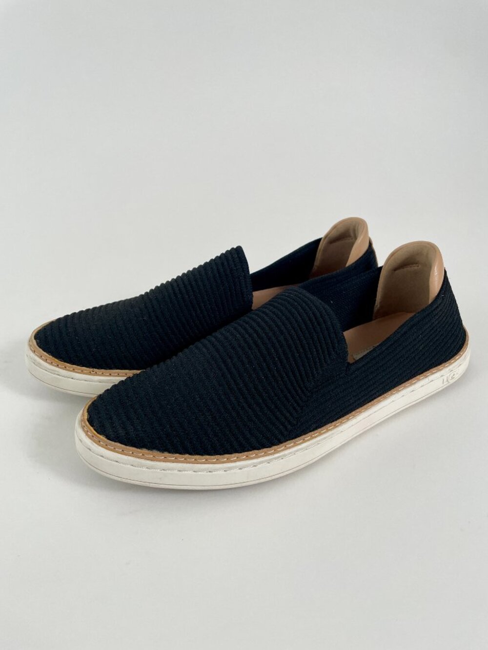 UGG Alameda Sammy Slip On Knit Sneakers, Black, Size 8